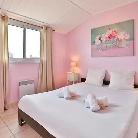 Maison Authentique Avec Jardin * Les Sables-dʼOlonne