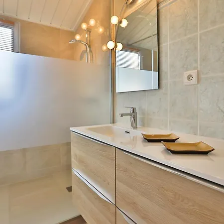 Vakantiehuis Maison Authentique Avec Jardin *
