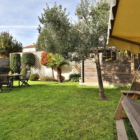Maison Authentique Avec Jardin בית נופש